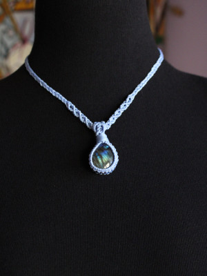 Licornerie: Handmade Labradorite Light Blue Necklace - Mystical