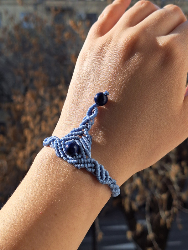 Lapis Lazuli Blue Bracelet – Adjustable Crystal Jewelry | Licornerie