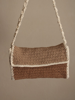Beige tri-color crochet bag