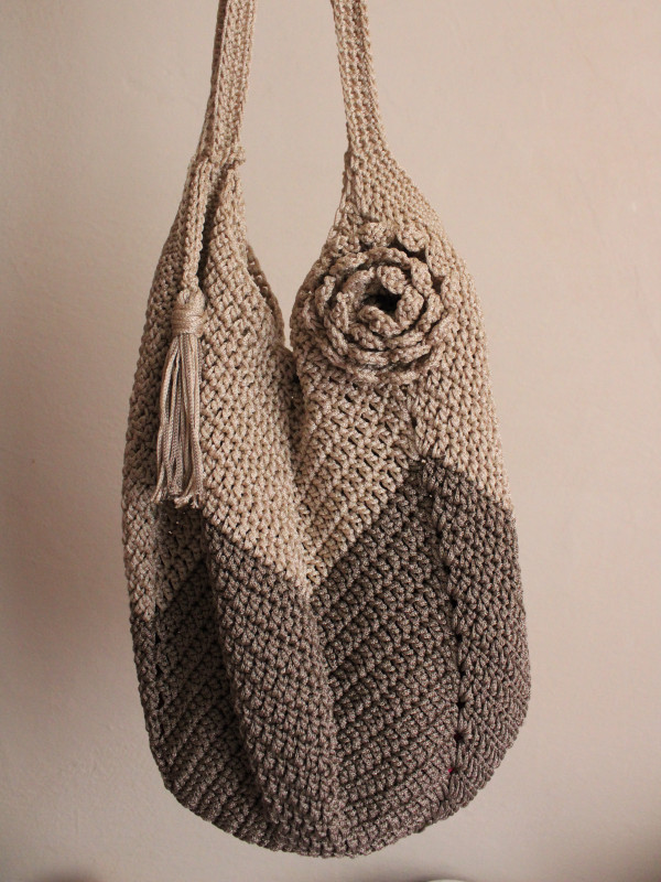 Crochet duo color bag