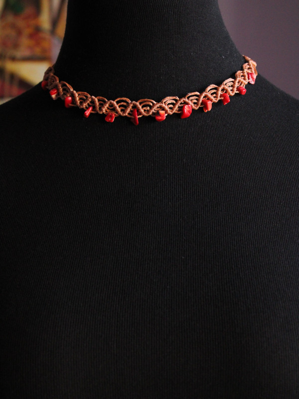 Rose Quartz Beige Choker – Adjustable Crystal Jewelry | Licornerie